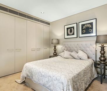 Luxurious unfurnished one bedroom apartment - Photo 4