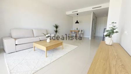 Alquiler de piso en Calle Navegante Juan Pérez, 4 - Photo 2