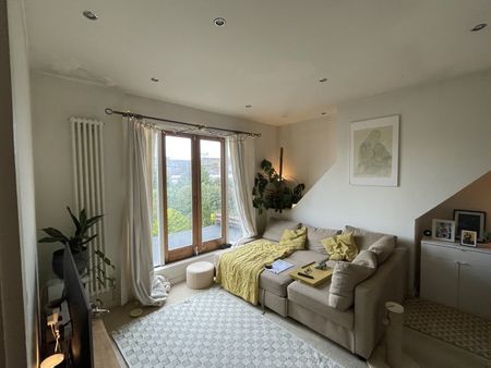 2 Bed Flat, York Avenue, BN3 - Photo 2