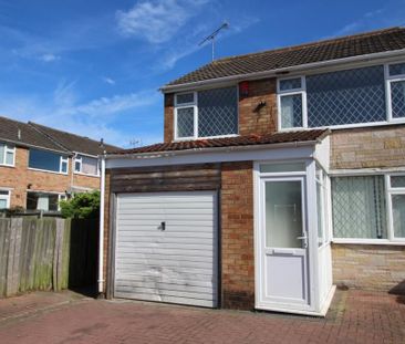 3 bedroom terraced house to rent - Photo 3