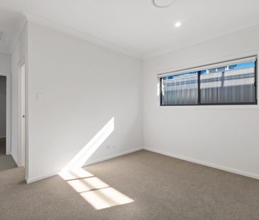 Peacefully positioned home - Photo 2