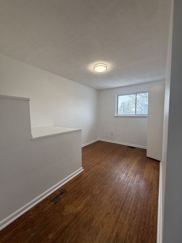 For Lease - 12 Felan Crescent, Toronto, Ontario - Photo 2