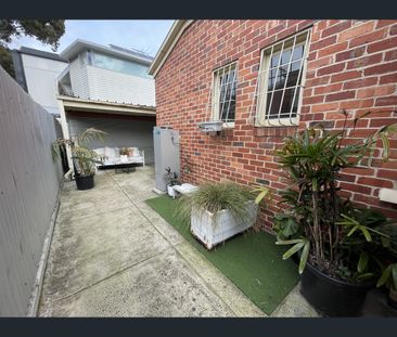 10 Richmond Terrace, Richmond, Vic 3121 - Photo 3