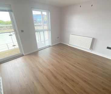 A 2 Bedroom Apartment - Photo 5