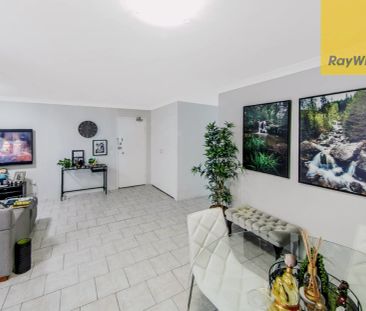 2Bedrooms, 1Bathrooms - Photo 2