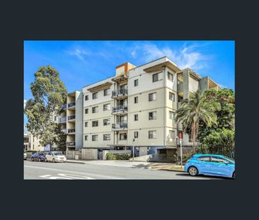 Modern and Stylish Apartment in the Heart of Blacktown! - Photo 6