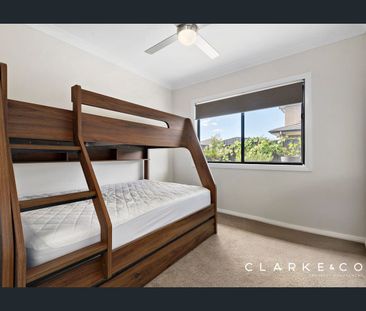 STYLISH FAMILY HOME WITH PREMIUM INCLUSIONS! - Photo 5