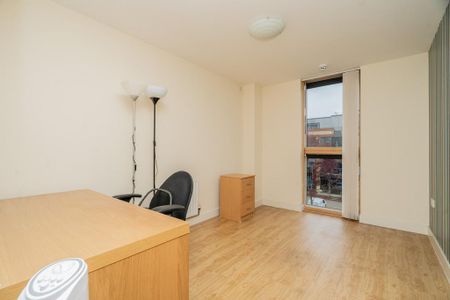 2 bedroom apartment to rent - Photo 5