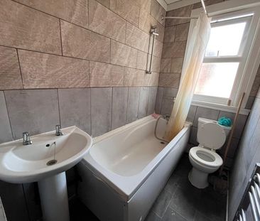 Room in a Shared House, Hartley Grove, LS6 - Photo 5