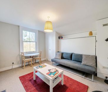 Studio to rent - Photo 2