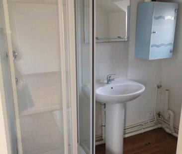 Location Appartement 2 pièces 33m² ARRAS 62000 - Photo 2