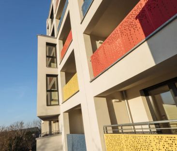 Schöne Zweizimmer-Wohnung mit Loggia in bester Lage! - Foto 1