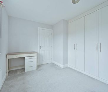 4 bedroom detached house to rent - Photo 6