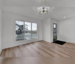 1-3 Unit Home in North Edmonton Great Location! - Photo 6