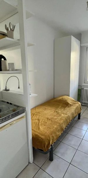 Appartement à louer 1 pièce 9.84m² - Photo 2