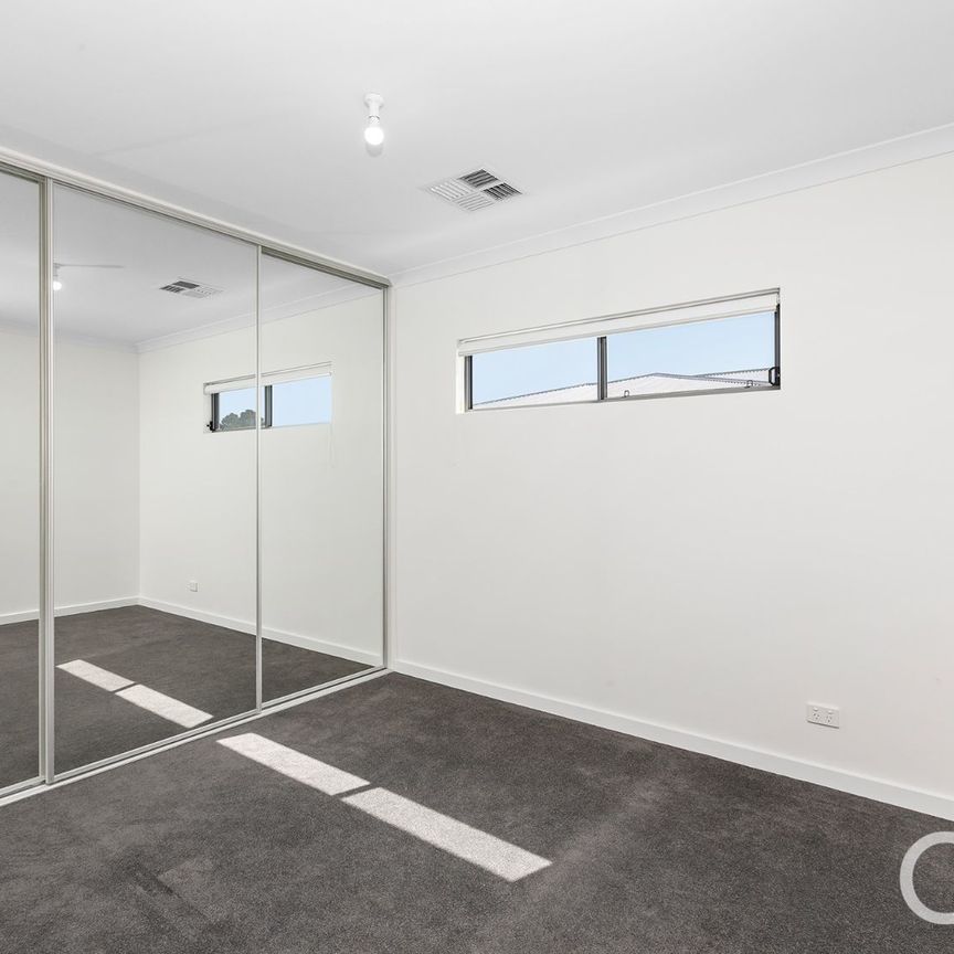 Open the Door to Modern Comfort - Photo 1