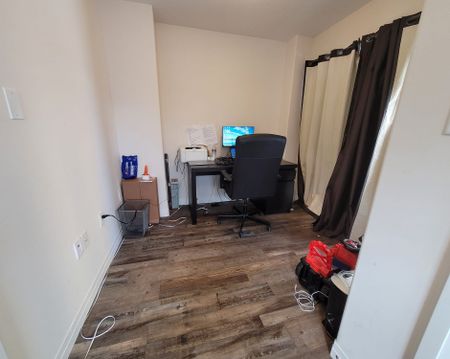 For Lease - 6 Pringle Lane, Hamilton, Ontario - Photo 3