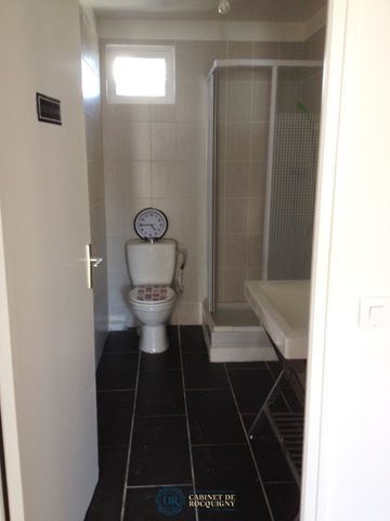 Location Appartement 2 pièces 46m² ORLEANS 45000 - Photo 3