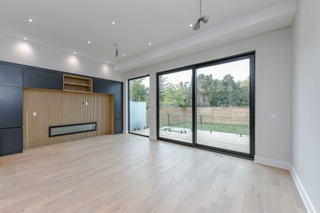 For Lease - 90 Twelfth Street, Toronto, Ontario - Photo 2