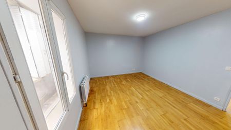 Maison de plain-pied 62.29 m2 avec cave et remise - 94200 Ivry-sur-Seine - Photo 2