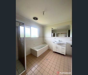Charming 3-Bedroom Duplex in Prime Liverpool Location! - Photo 6