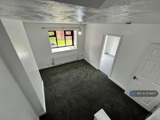 2 bedroom semi-detached house to rent - Photo 1