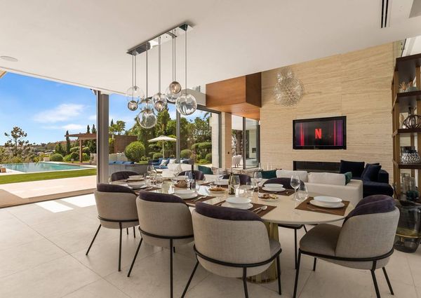 6 bedroom luxury Villa for rent in Nueva Andalucia, Spain