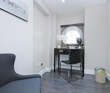 Boydell Court, St. John's Wood Park, St. John's Wood, London NW8 - Photo 5