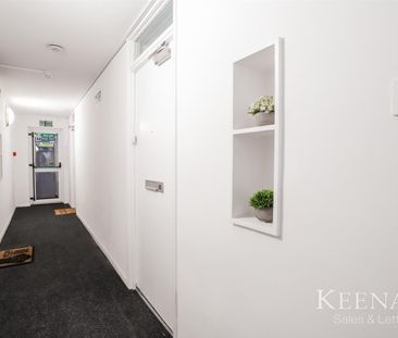 Pembroke Court, Pendlebury, Swinton - Photo 3