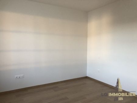 COMPIEGNE COMPIEGNE - TYPE 3 EN DUPLEX - Photo 2