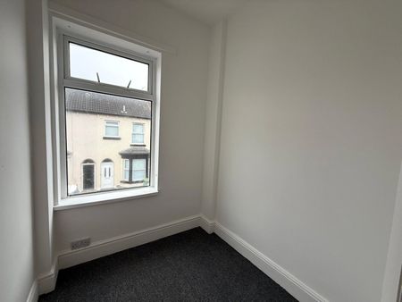 3 bedroom house to rent Charlotte Road, Wallasey, Merseyside, CH44 - Photo 3