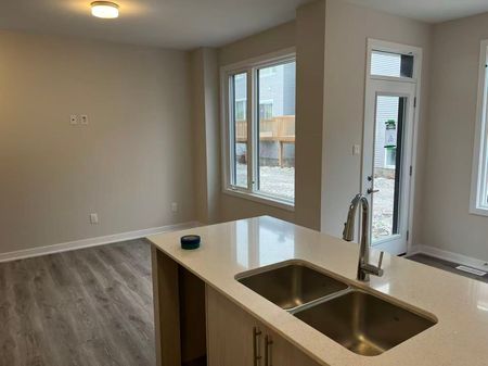 For Lease - 379 Les Emmerson Drive, Barrhaven, Ontario - Photo 3