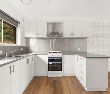 Renovated Two Bedroom Unit in Ballarat North - Photo 6