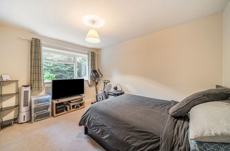 3 bedroom terraced house to rent - Photo 3