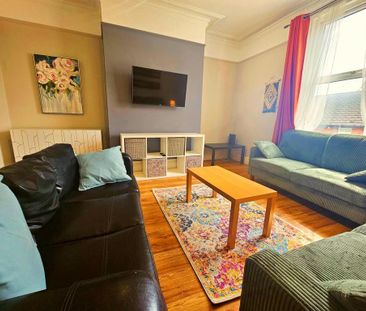 1 bedroom in a house share to rent - Photo 6