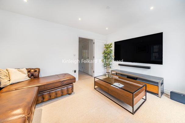 Renwick Drive, Bromley, Kent, BR2 - Photo 1