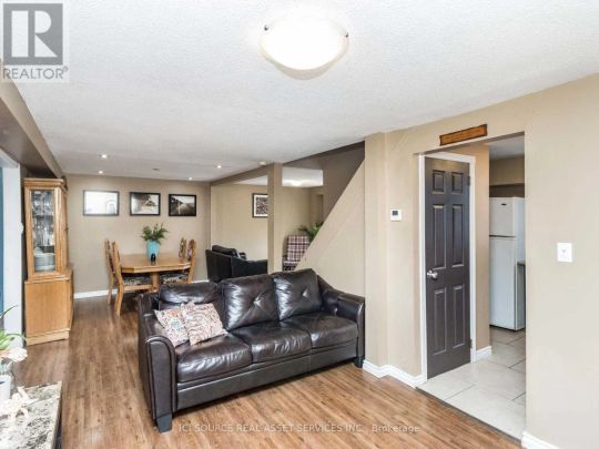 26 MCMURCHY AVENUE S - Photo 1