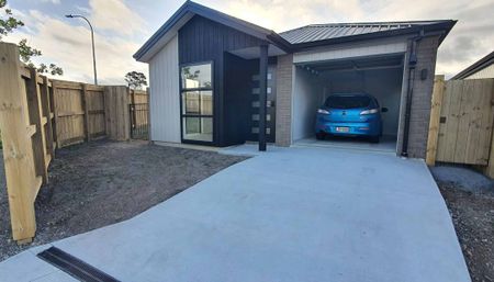 Little delight in Massey - Photo 4