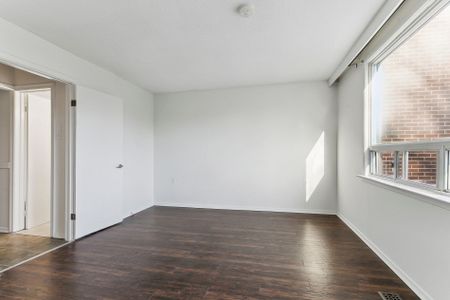 For Lease - 279 Cedarvale Avenue Unit# Upper, Toronto, Ontario - Photo 3