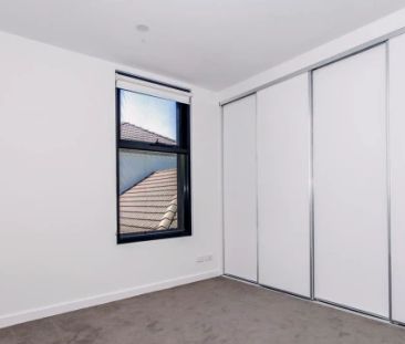 2 Bed, 2 Bath - Photo 5