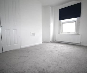 4 Bedroom House - Terraced To Let - Photo 5