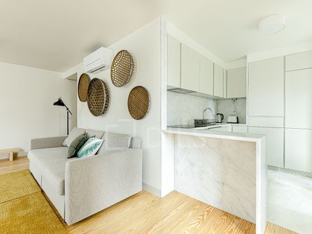 Apartamento T2 novo, mobilado, no Largo da Graça - Photo 3