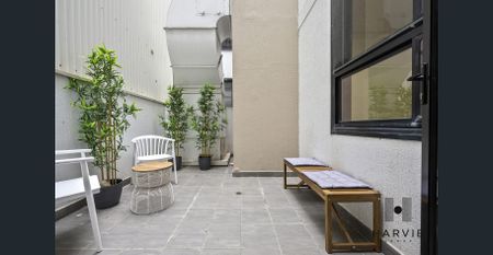 A Spacious Home in the Heart of St Leonards' Vibrant Precinct - Photo 4