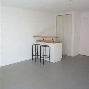 Location Appartement 1 pièce 30m² BESANCON 25000 - Photo 2