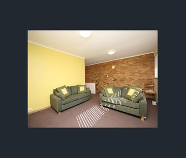 2/34 Gatton Street, Farrer ACT 2607 - Apartment For Rent | Domain - Photo 2