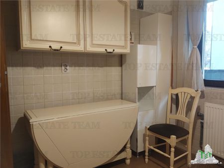 Vila cocheta 4 camere, curte individuala, zona linistita Popesti Leordeni - Fotografie 4