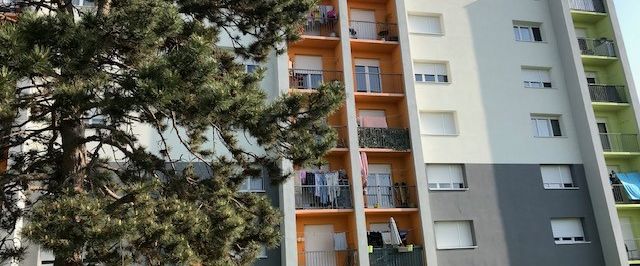 T4 AVEC ASCENSEUR ET BALCON WITTELSHEIM QUARTIER THUR - Photo 1