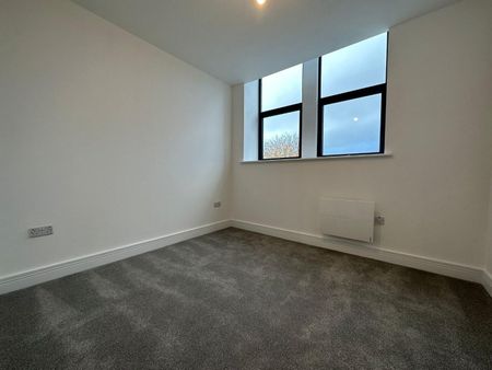 Linden House, Colne - Photo 3