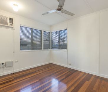 23A Lonerganne Street, Garbutt - Photo 5