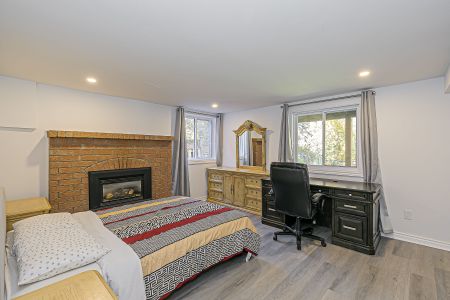 For Lease - 741 College Manor Drive Unit# Bsmt, Newmarket, Ontario - Photo 3